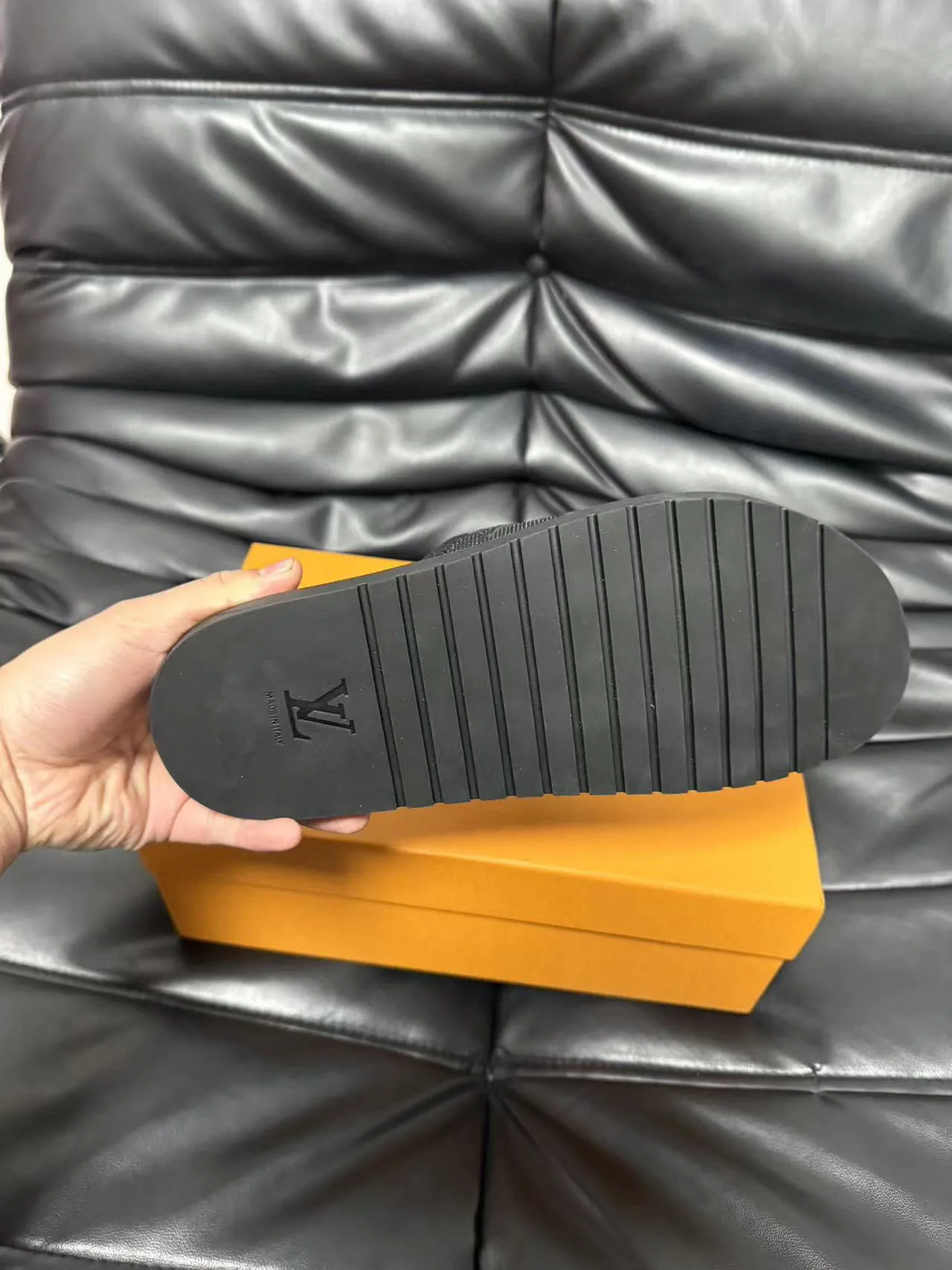 Louis Vuitton Black Monogram-Perforated Strap Platform Sole Slippers 9