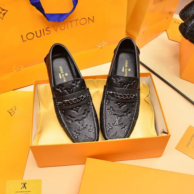 Louis Vuitton Black Silver Embossed Monogram Leather Chain Accent Loafer 8