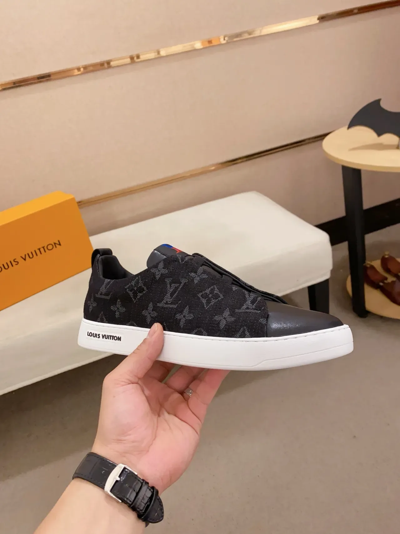 Louis Vuitton Black White Monogram Canvas Upper Smooth Leather Toe Cap Lifestyle Sneakers 4