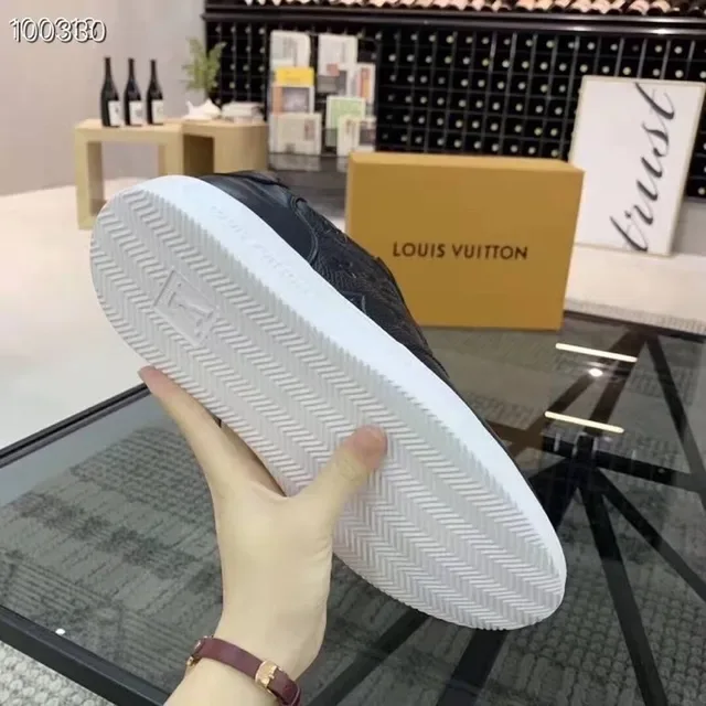 Louis Vuitton Black White Monogram-Embossed Leather Platform Sole Lifestyle Sneakers 9