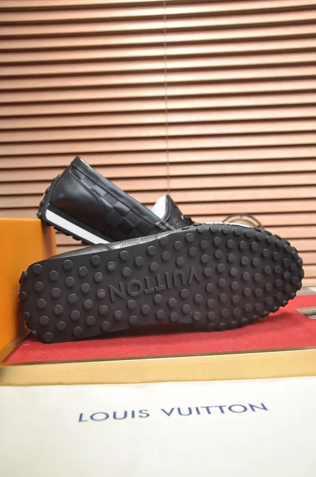 Louis Vuitton Noir Blanc Monogram Cuir Haut Détail de Frange Loafer 7