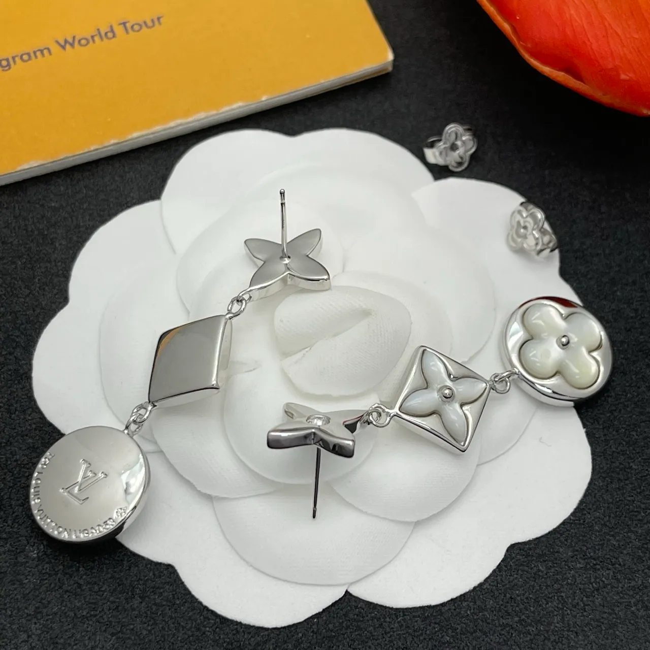 Louis Vuitton Blossom Floral Drop Earrings 4