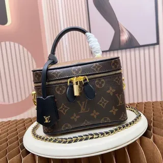 Louis Vuitton Boîte Chapeau Brown Monogram Canvas Tote Bag