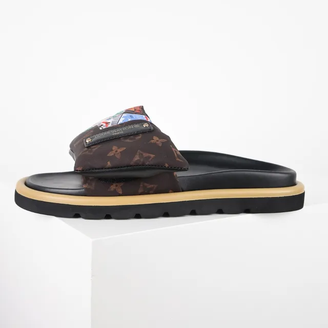 Louis Vuitton Brown Beige Monogram Canvas Strap Padded Fabric Upper Slippers 9