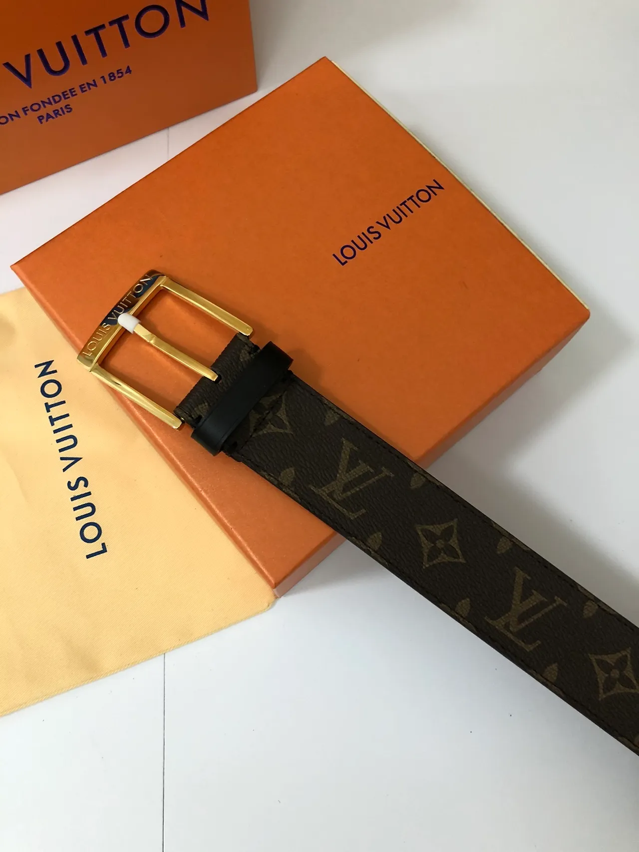 Louis Vuitton Brown Gold Monogram Canvas Buckle Leather Belt 3