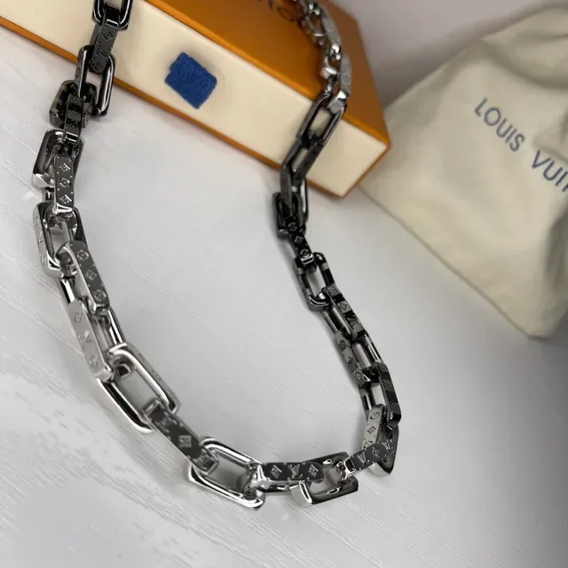Louis Vuitton Chain Link Necklace Two-Tone Monogram Metal Necklace 6