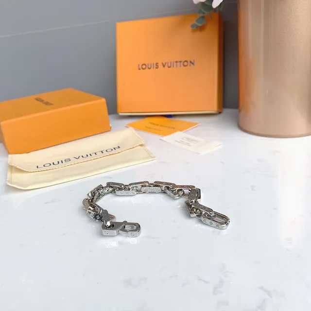 Louis Vuitton Chunky Chain-Link Engraved Monogram Bracelet 5