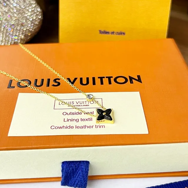 Louis Vuitton Color Blossom BB 18K Gold Black Enamel Necklace 3