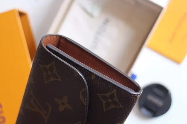 Louis Vuitton Damier Azur bege cinza xadrez tela rosa botão de pressão longo carteira 23