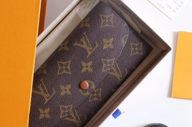 Louis Vuitton Damier Azur bege cinza xadrez tela rosa botão de pressão longo carteira 24