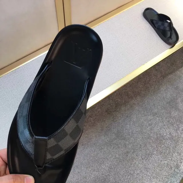 Louis Vuitton Damier Graphite Thong Slipper 2