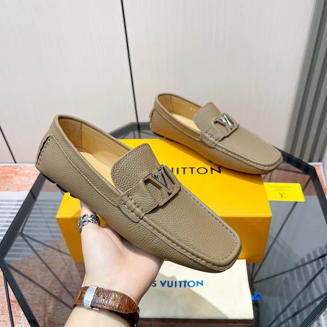 Louis Vuitton Driver Loafer Beige Pebbled Leather Loafers 7