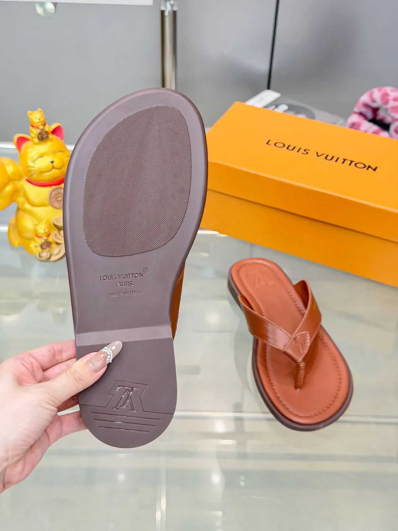 Louis Vuitton Sandales Flip Flop Marron Multicolore Cuir Borde Cousu 4