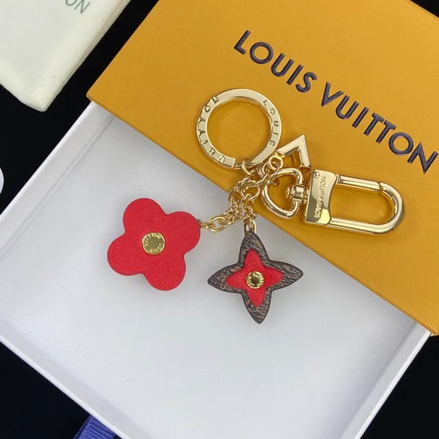 Louis Vuitton Porte-Clés Fleur Rouge Marron Matériel Doré Cuir Monogram Recouvert Sac à Main 4