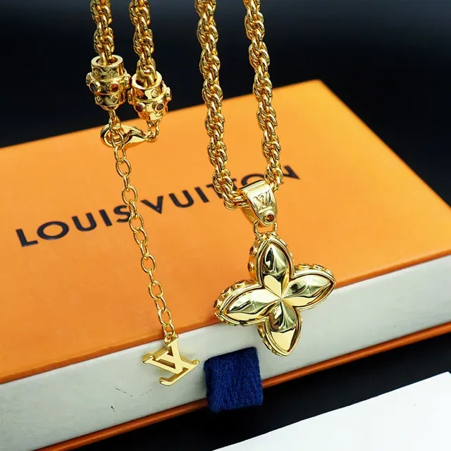 Louis Vuitton Flower Quatrefoil Gem-Accented Silver Necklace 2