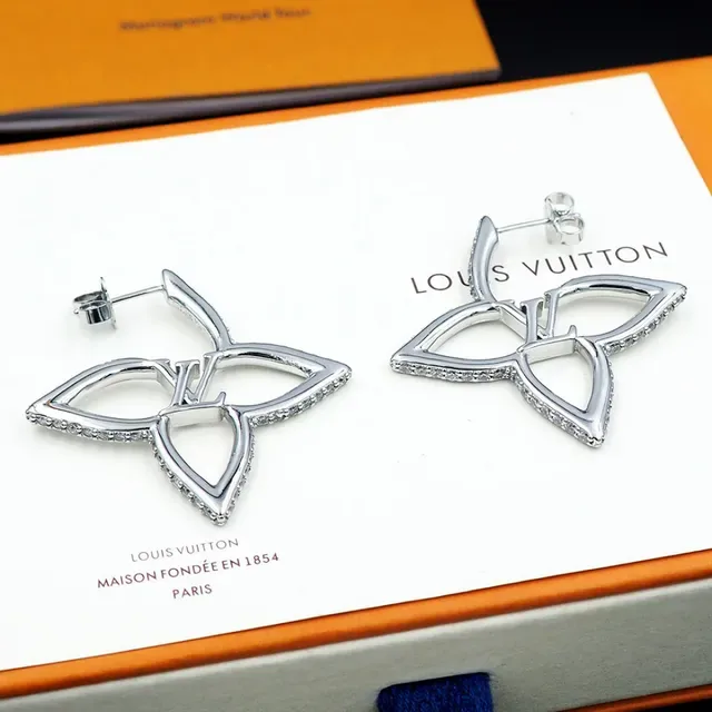 Louis Vuitton Flower Silver Gold Openwork Leaf Silhouette Pavé-Set Edges Earrings 2