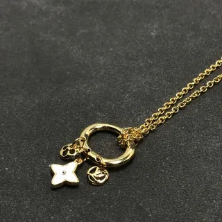Louis Vuitton Gold White Chain Circular Ring Pendant Necklace