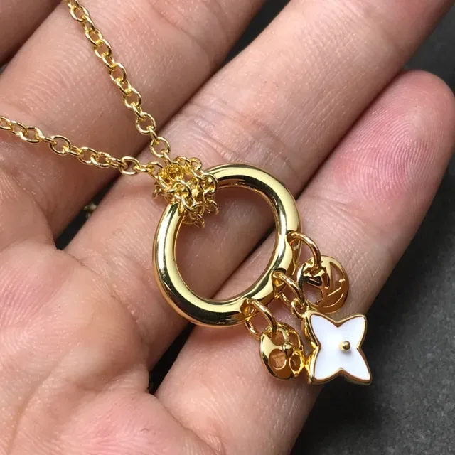 Louis Vuitton Gold White Chain Circular Ring Pendant Necklace 3