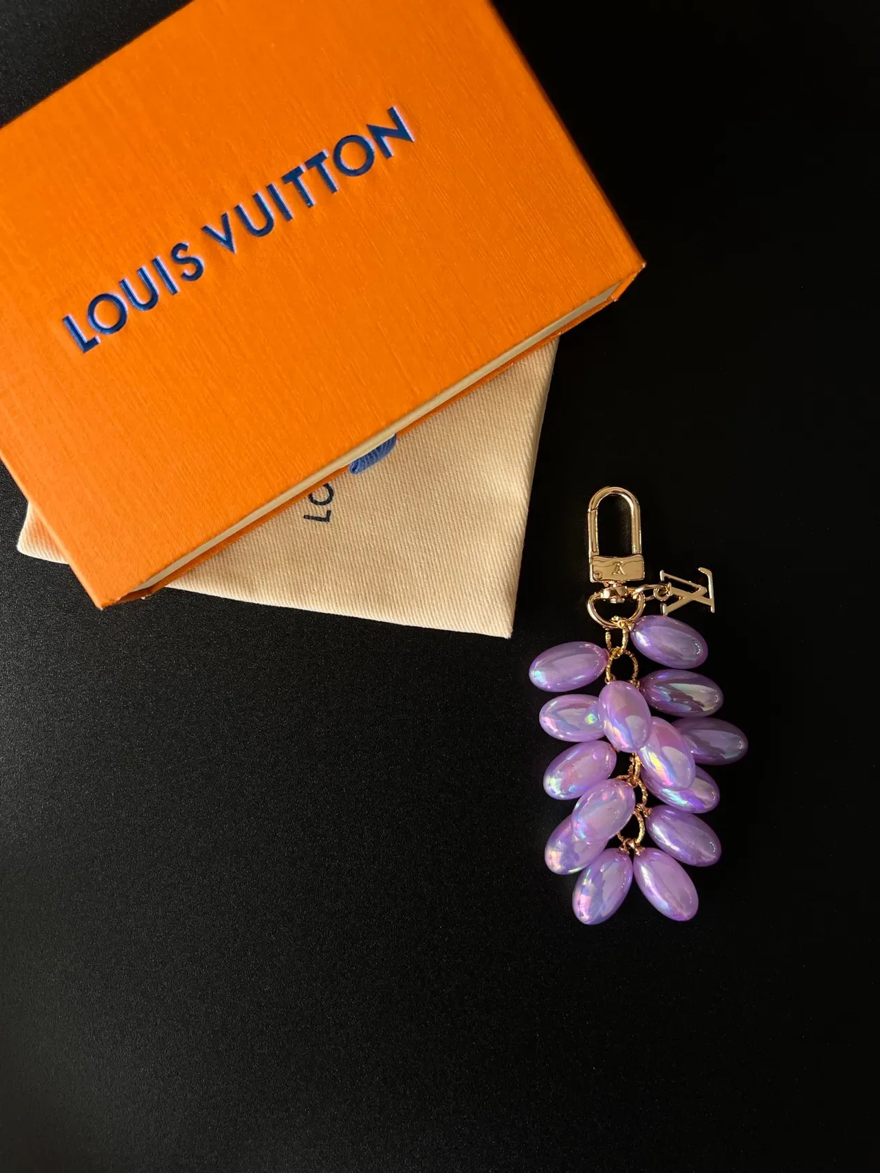 Louis Vuitton Grape Cluster Iridescent Bead Charm Bracelet 8