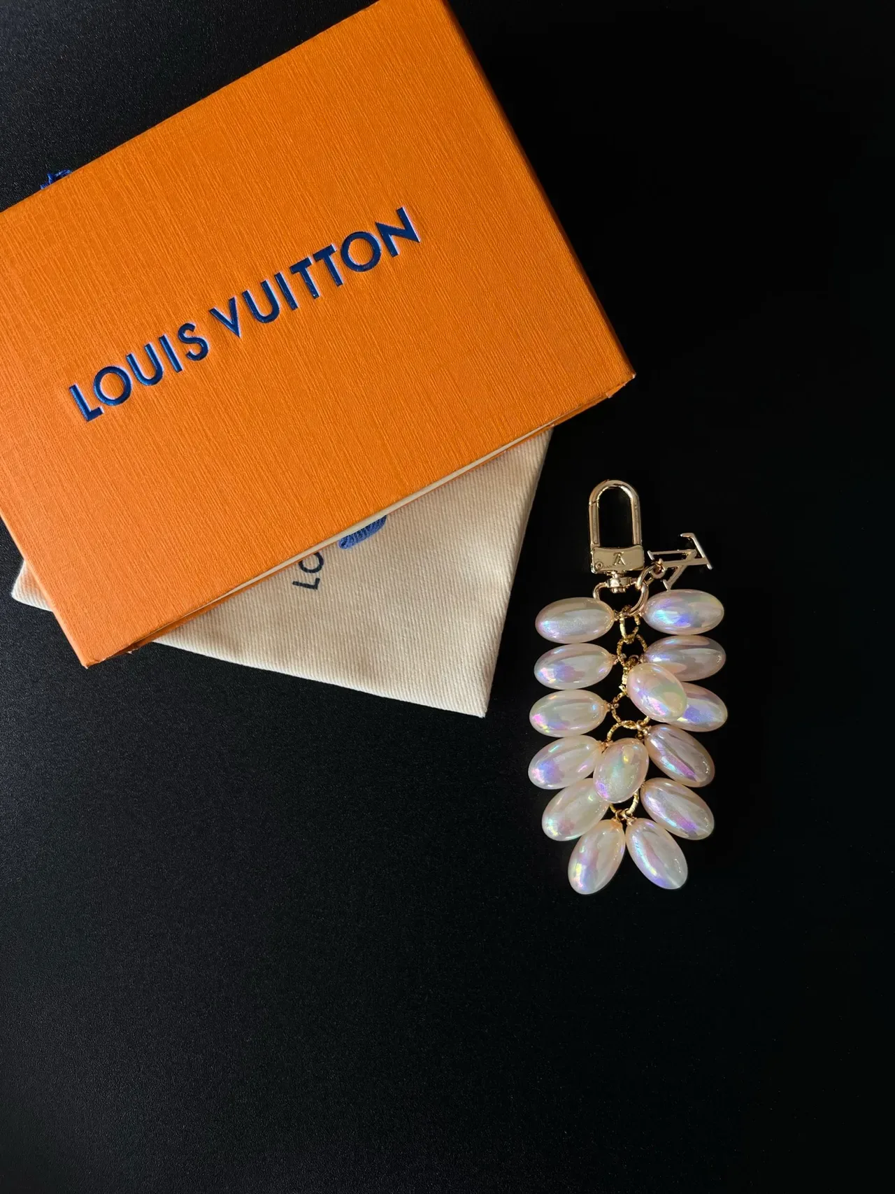 Louis Vuitton Grape Cluster Iridescent Bead Charm Bracelet 9