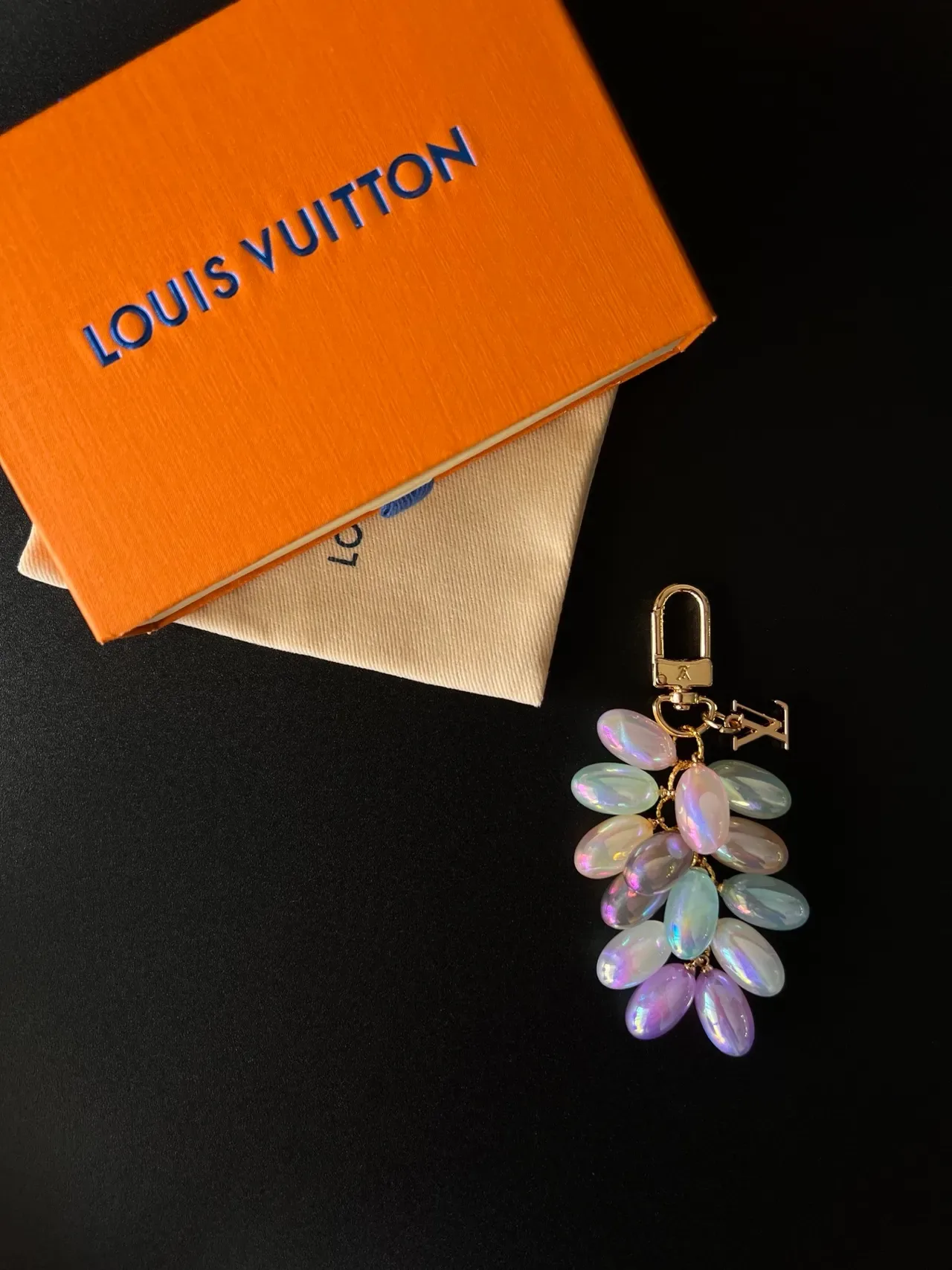 Louis Vuitton Grape Cluster Iridescent Bead Charm Bracelet 11
