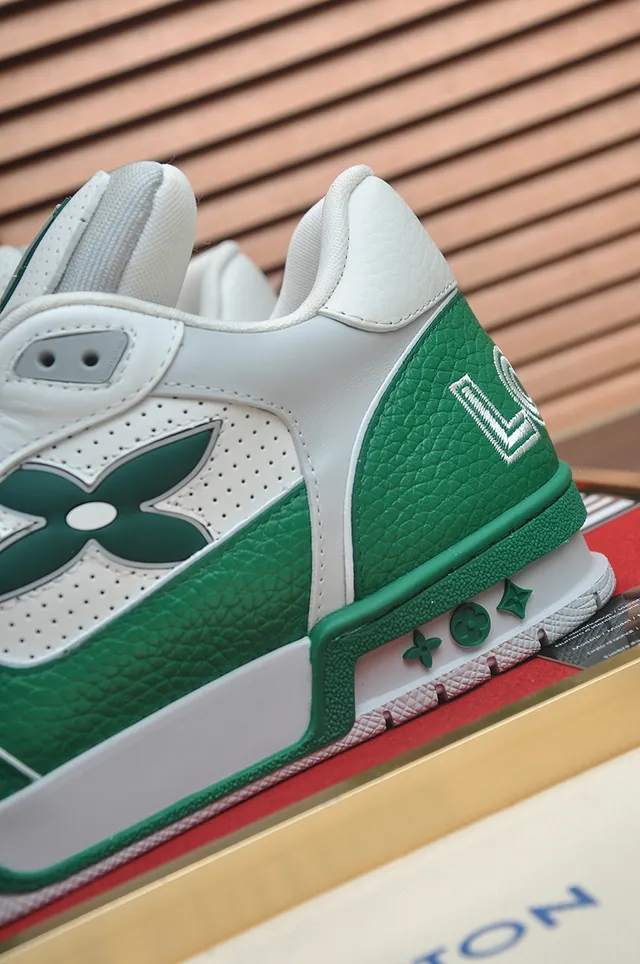 Louis Vuitton Green White Layered Leather And Perforated Mesh Strap Buckle Closure Lifestyle Sneakers 2