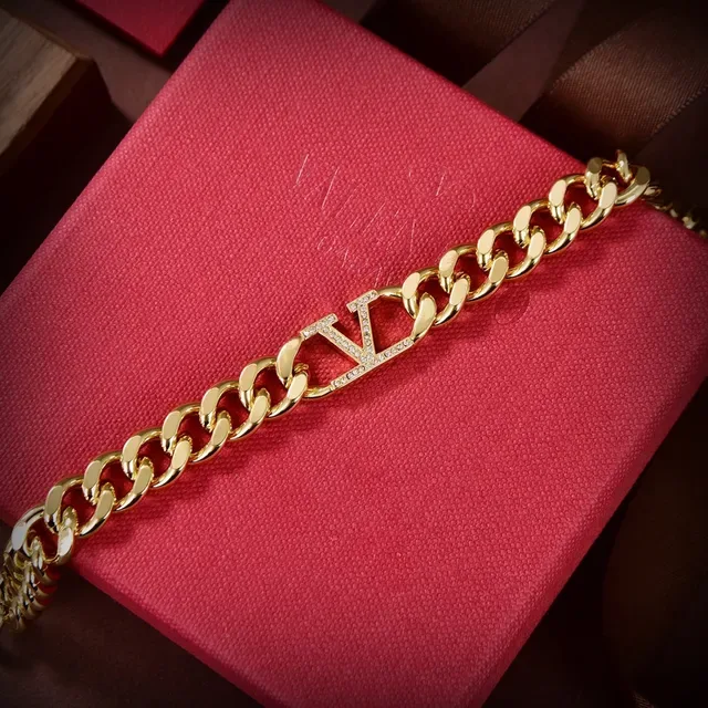 Louis Vuitton Iconic Chain Gold-Tone Monogram Necklace 4