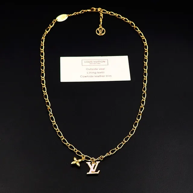 Louis Vuitton Key and Flower Charm Pearl Necklace 3