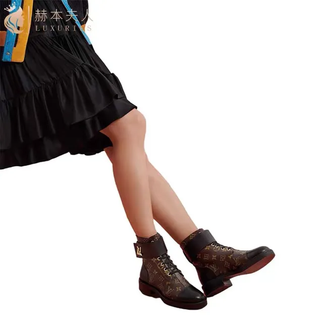 Louis Vuitton Le Cagole Bottes à la cheville en toile Monogram embout cap 2