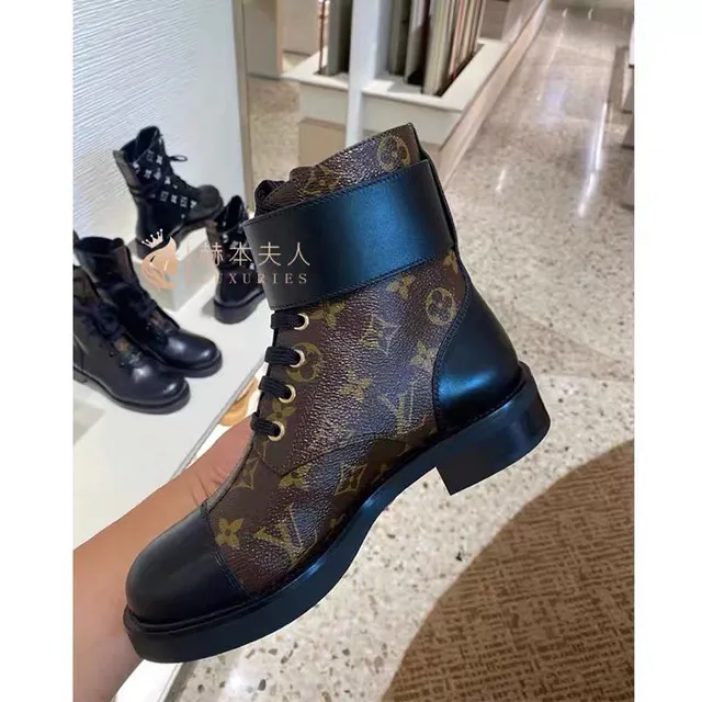 Louis Vuitton Le Cagole Bottes à la cheville en toile Monogram embout cap 4