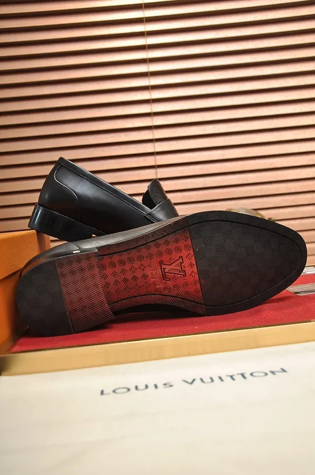 Louis Vuitton Loafer Black Gold Leather Snakeskin-Textured Vamp Loafer 3