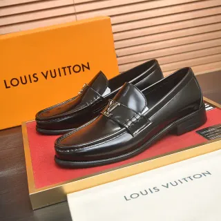 Louis Vuitton লোফার গ্লসি ব্ল্যাক লেদার LV বাকেল লোফার