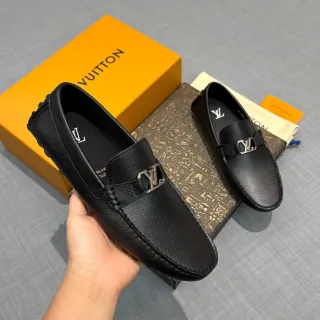 Louis Vuitton LV बकल लोअफर काला टेक्स्चर्ड लेदर लोअफर