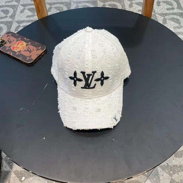 Louis Vuitton LV Flower Distressed White Baseball Cap 2