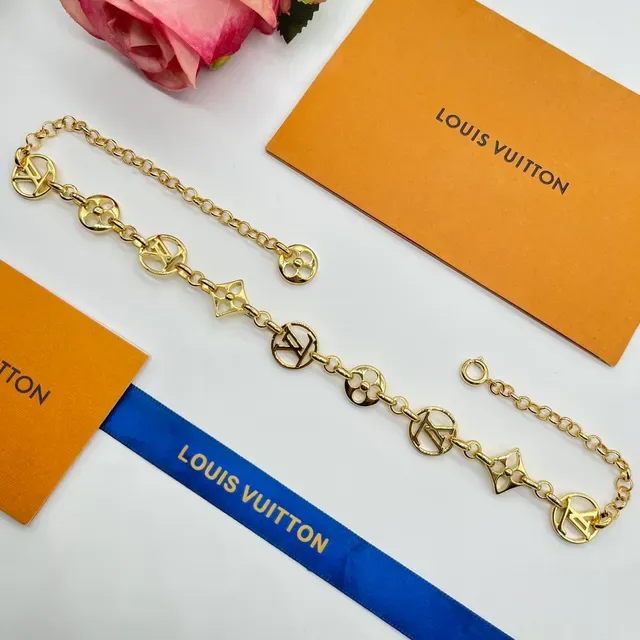 Louis Vuitton LV Flower Gold-Tone Chain Necklace 6