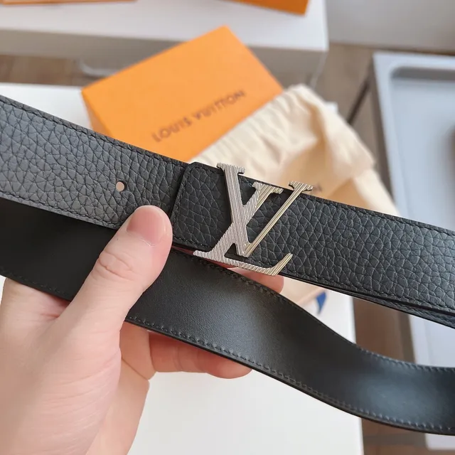 Louis Vuitton LV Initiales Black Pebbled Leather Belt 8