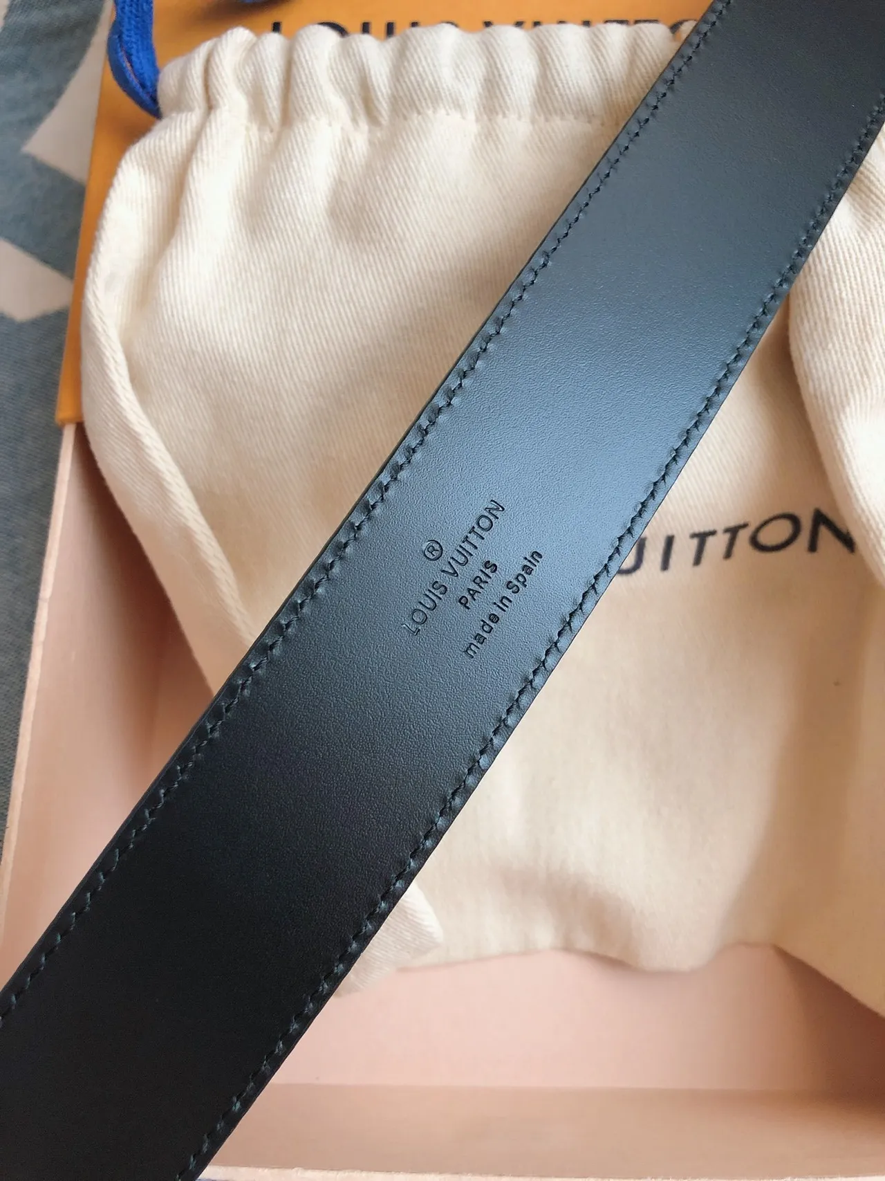 Louis Vuitton LV Initiales Black Textured Leather Belt 6