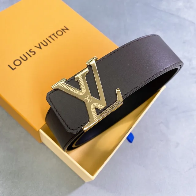 Louis Vuitton LV Initiales Brown Gold Interlocking Buckle Smooth Leather Belt 6