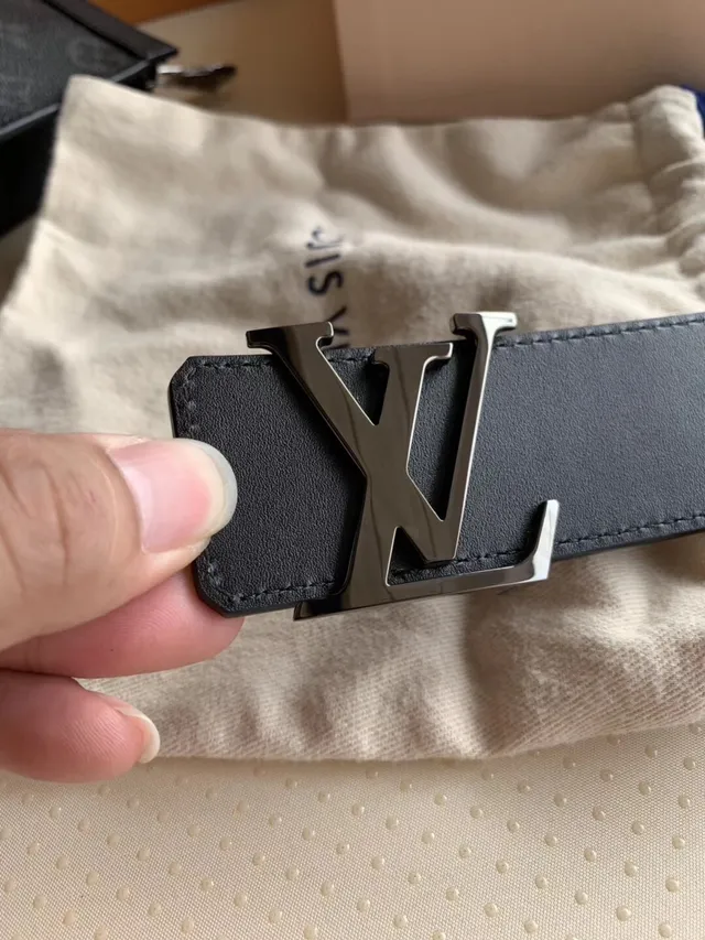 Louis Vuitton LV Initiales Dark Gray Leather Belt 5