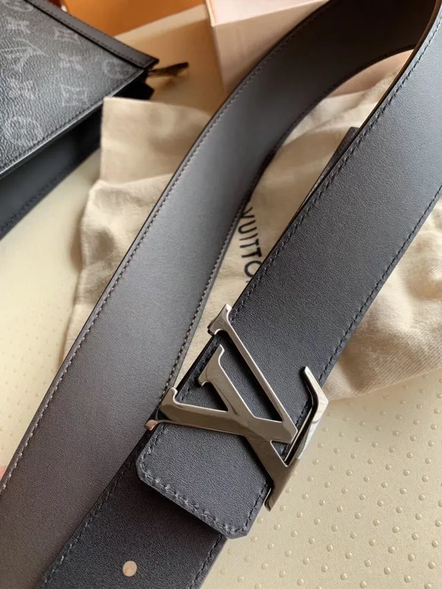 Louis Vuitton LV Initiales Dark Gray Leather Belt 7