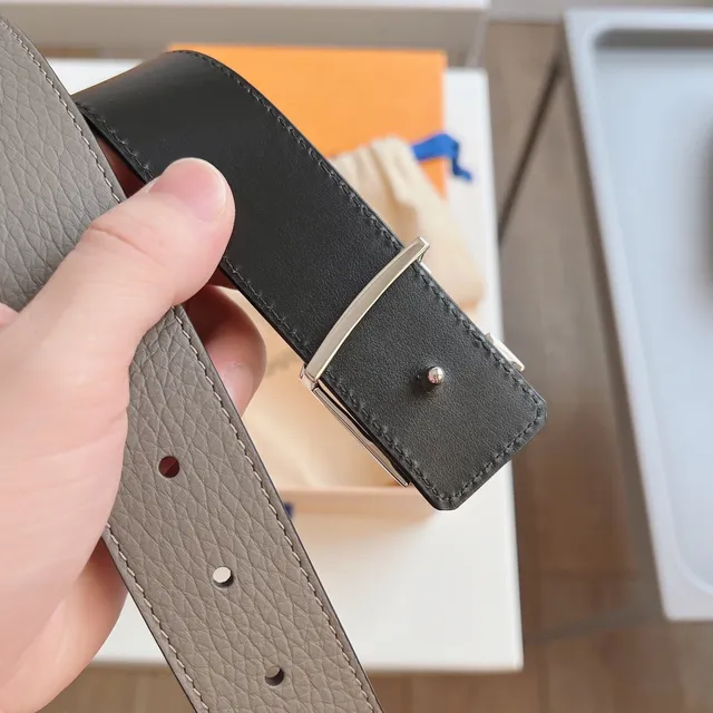 Louis Vuitton LV Initiales Gray Black Grained Monogram Buckle Leather Belt 9