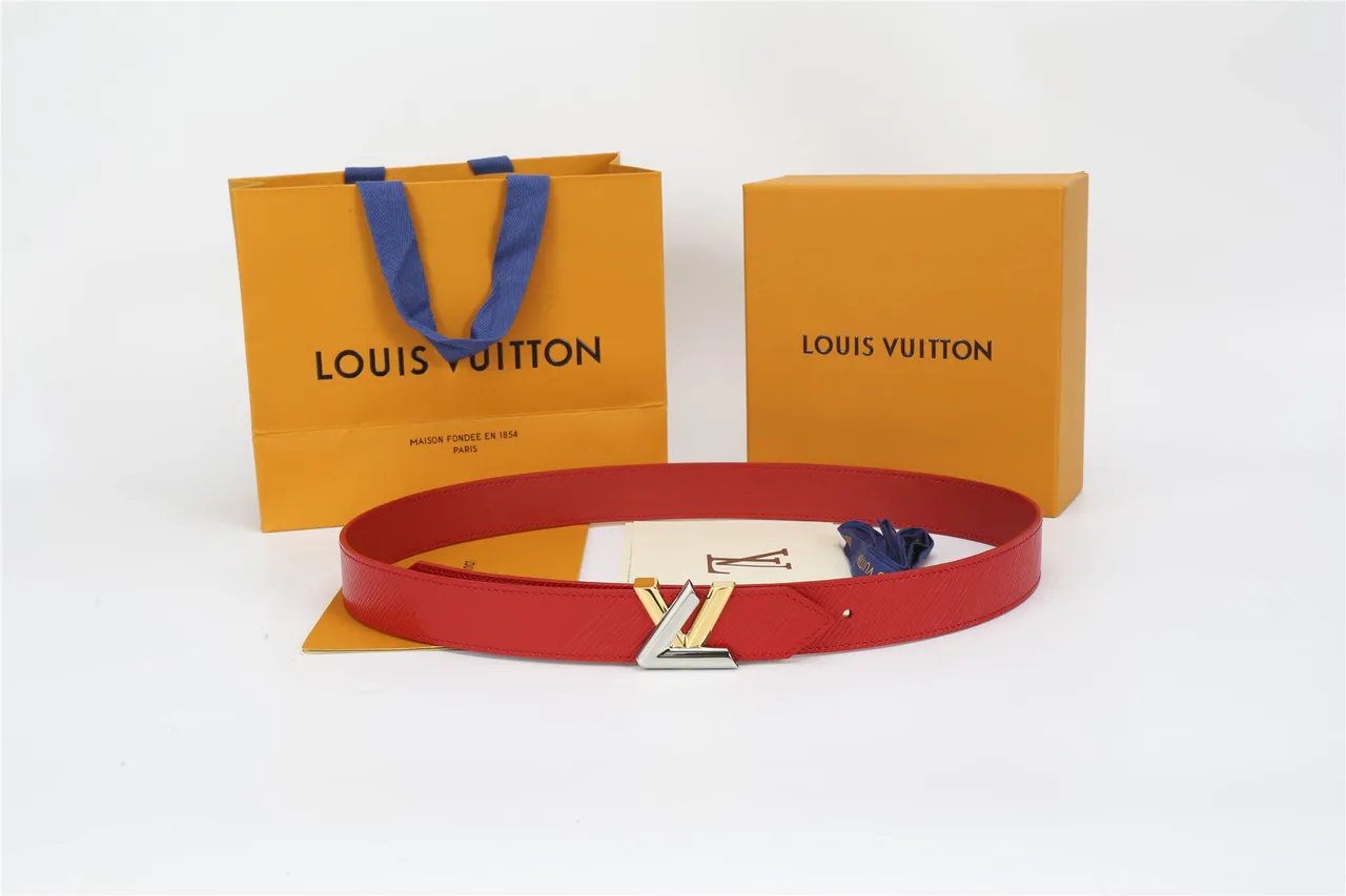Louis Vuitton LV Initiales Red Epi Leather Belt 3