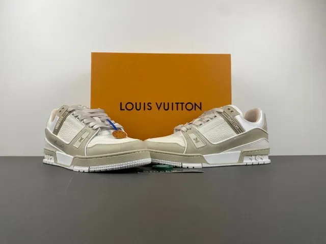 Louis Vuitton LV Trainer Beige Blanc Semelle multicouche Tissu et cuir grainé Sneakers Lifestyle 13