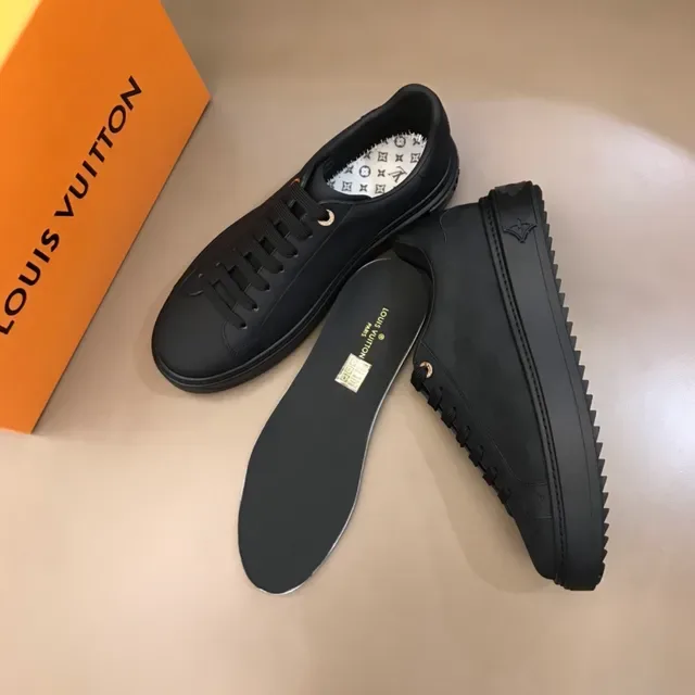Louis Vuitton LV Trainer Black Lifestyle Sneakers 3