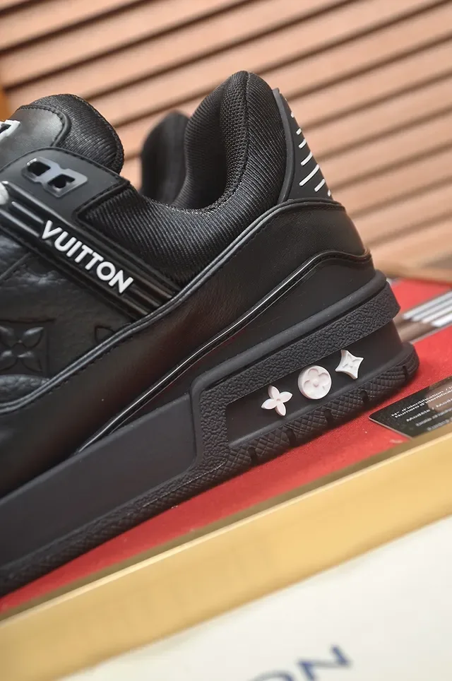 لويس فتون LV Trainer أسود أبيض كعب منصة سميك جلد علوي أحذية رياضية نمط حياة 3