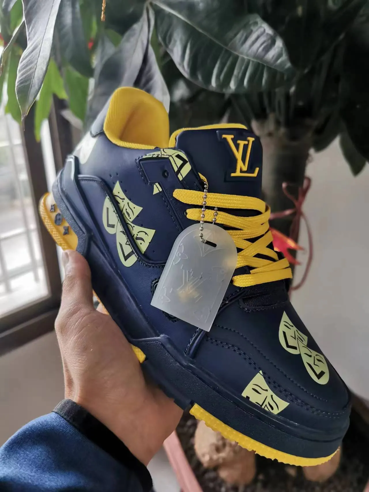 Louis Vuitton LV Trainer Black Yellow Chunky Layered Sole Synthetic Leather Upper Lifestyle Sneakers 7