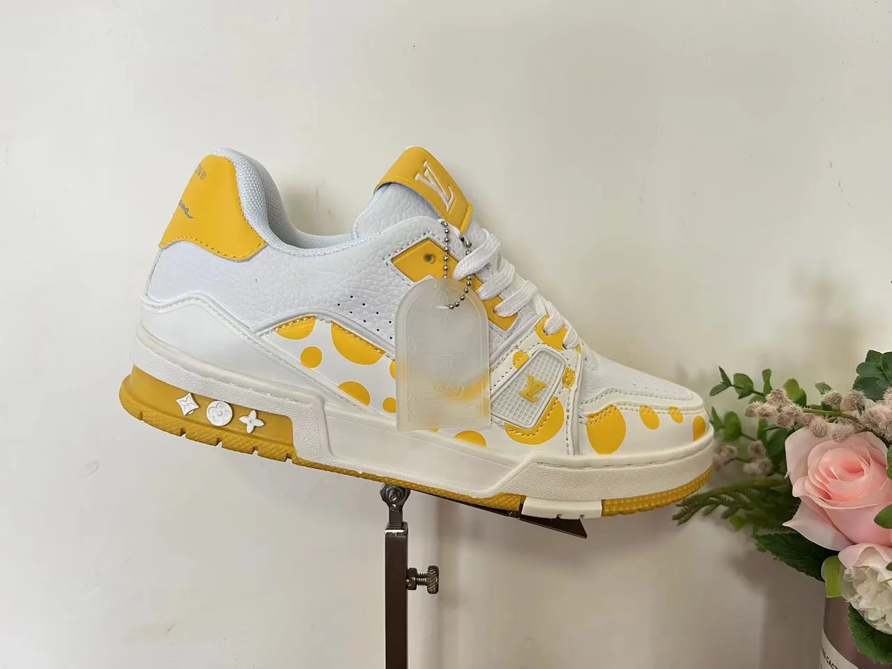 Louis Vuitton LV Trainer Black Yellow Chunky Layered Sole Synthetic Leather Upper Lifestyle Sneakers 11