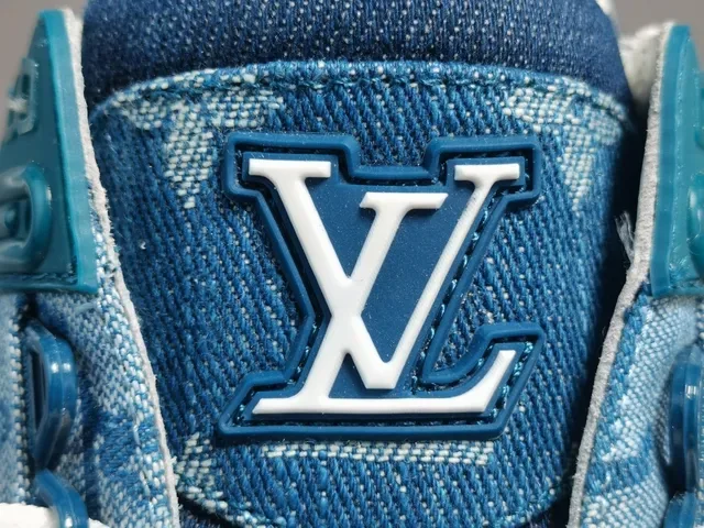 Louis Vuitton LV Trainer Chaussures Lifestyle Bleu Denim Monogram Tige Double bretelle Jaula 2