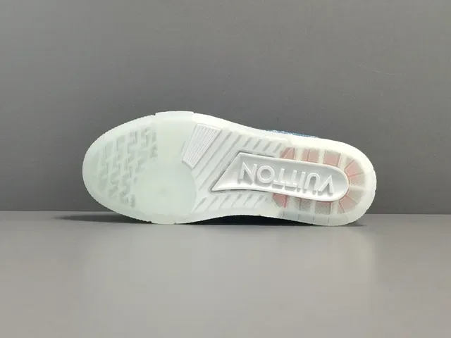 Louis Vuitton LV Trainer Chaussures Lifestyle Bleu Denim Monogram Tige Double bretelle Jaula 16