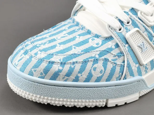 Louis Vuitton LV Trainer Blue White Monogram Jacquard Upper Striped Pattern Lifestyle Sneakers 9